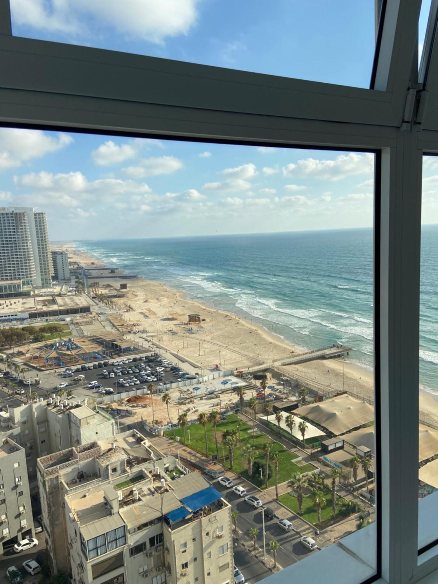 Amazing Suite On The Sea-סוויטה מדהימה על הים Бат-Ям Экстерьер фото